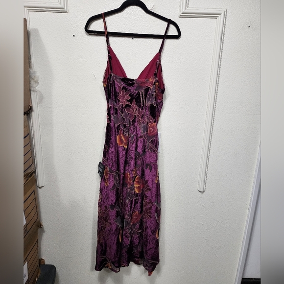 Lulus Divine Allure Burgundy Floral Burnout Velvet Midi Dress M Wedding Party - Picture 9 of 11